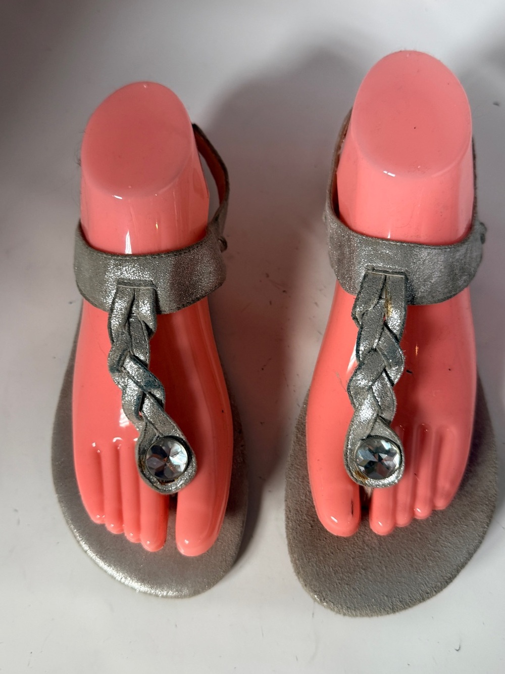 Steven Madden size 8.5 silver Lukas thong sandals